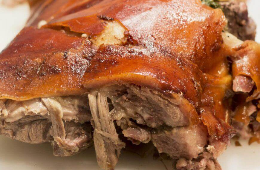 close up of crispy, golden roast pork—a favorite dish at top restaurants in iligan.